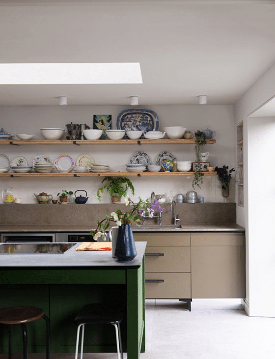 Farrow and Ball Stirabout kleur voorbeeld