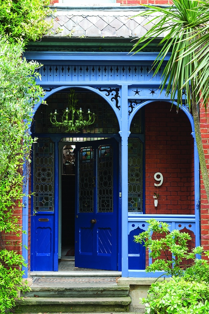 Farrow and Ball Pitch Blue 220