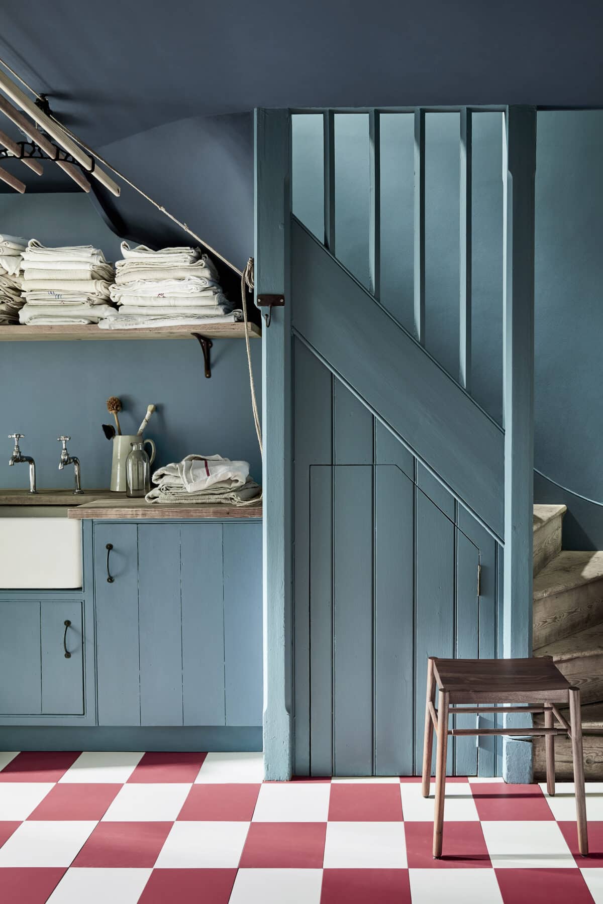 Little Green  Etruria 326, Hicks Blue 208