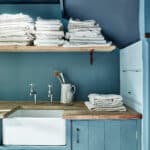 Little Green  Etruria 326, Hicks Blue 208